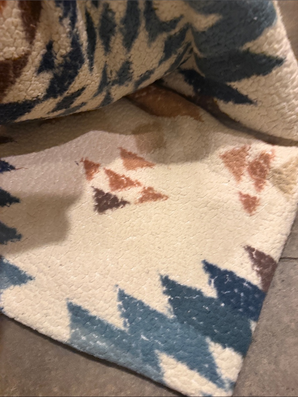 Pendleton Peak Canyon Multicolor Sherpa Throw Fleece Blanket Southwest Aztec - Picture 9 of 17
